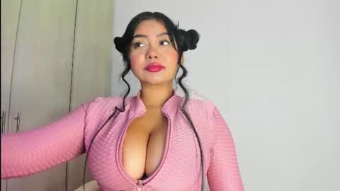 MANUELA online show from June 14, 1:24 pm