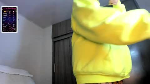 manuela_jaramillo online show from April 30, 7:04 am