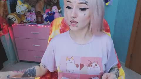 Snapshot of manuela_unicorn chatting on November 3, 7:26 pm Manuela online show from November 3, 7:26 pm