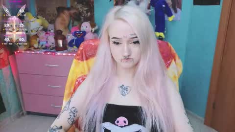 Snapshot of manuela_unicorn chatting on November 5, 7:36 pm Manuela online show from November 5, 7:36 pm