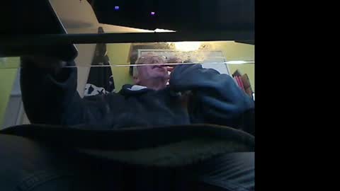 Manu online show from February 8, 9:56 am