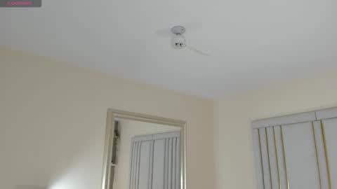 manurousee online show from March 12, 7:42 pm