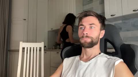 Manussa and Edward online show from October 28, 2:48 am