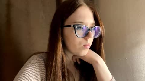 manymonrow online show from March 27, 6:29 pm