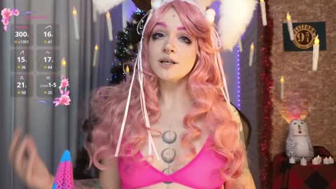 Snapshot of mao_me_meow chatting on December 5, 11:16 am Sasha online show from December 5, 11:16 am