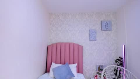 Snapshot of mara_galle chatting on April 11, 1:26 pm Mara online show from April 11, 1:26 pm