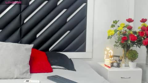 Mara  online show from September 19, 9:59 pm