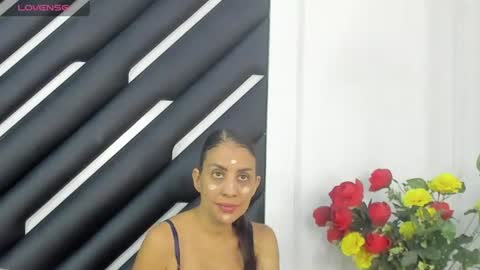 Snapshot of mara_lore chatting on June 15, 8:22 pm Mara online show from June 15, 8:22 pm