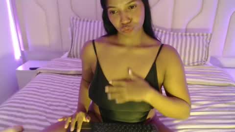 Snapshot of mara_sex chatting on October 8, 11:57 pm pao online show from October 8, 11:57 pm