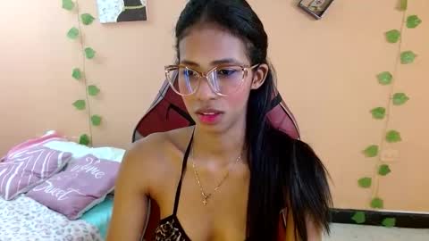 Snapshot of mara_summer chatting on March 30, 1:12 pm Mara 3 online show from March 30, 1:12 pm