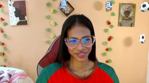 Snapshot of mara_summer chatting on July 6, 1:08 pm Mara 3 online show from July 6, 1:08 pm