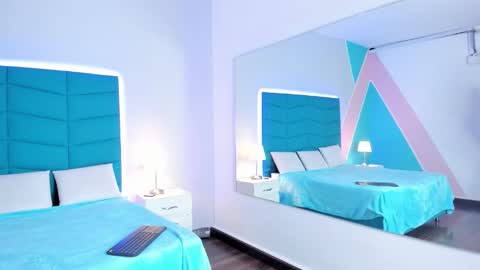 Snapshot of mara_winters_ chatting on October 13, 12:05 pm mara_winters_ online show from October 13, 12:05 pm