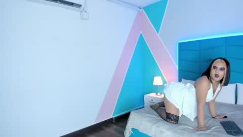 Snapshot of mara_winters_ chatting on October 29, 2:52 pm mara_winters_ online show from October 29, 2:52 pm