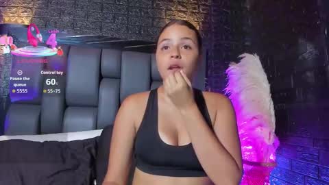 maraa_rivera online show from October 26, 7:09 pm