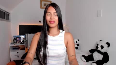 Snapshot of maragirl chatting on March 7, 11:02 pm Mara online show from March 7, 11:02 pm