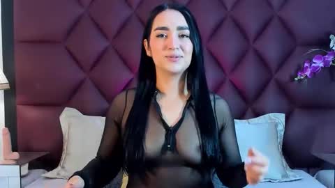 Snapshot of maragrief chatting on March 28, 11:43 am maragrief online show from March 28, 11:43 am