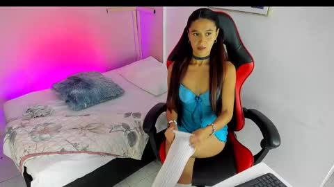 Mara online show from September 19, 7:14 pm