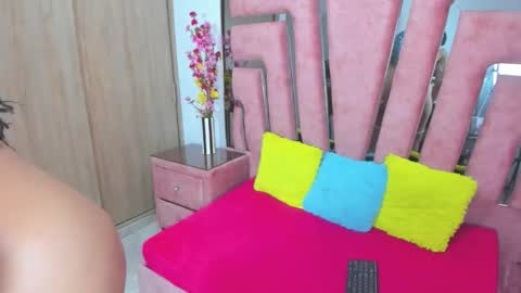 Snapshot of marakarly chatting on April 17, 8:12 pm Marakarly online show from April 17, 8:12 pm