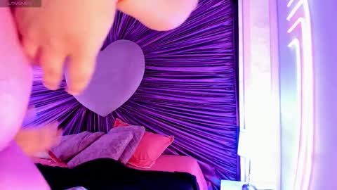 maralinette22 online show from October 10, 10:36 am