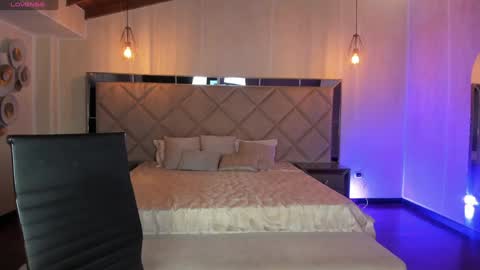 MARA  online show from February 4, 1:45 am