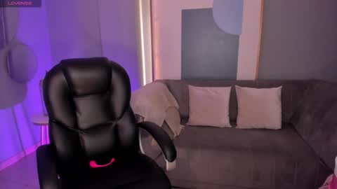 MARA  online show from September 25, 10:41 am