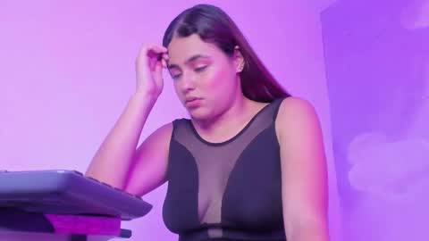 maraxrivera online show from March 6, 6:26 pm