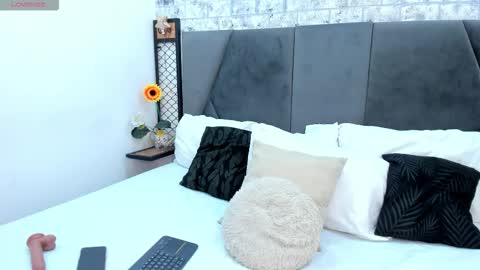 Snapshot of maray_lous chatting on November 27, 9:28 pm Maray Lous online show from November 27, 9:28 pm