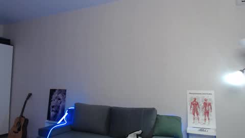 Snapshot of marc105100 chatting on November 24, 8:14 am alex marvelxx online show from November 24, 8:14 am