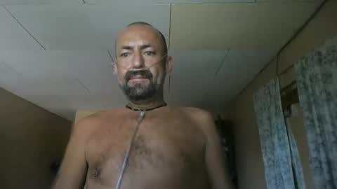 Snapshot of marc_cereza chatting on February 23, 6:45 pm marc_cereza online show from February 23, 6:45 pm