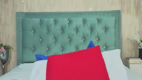 Snapshot of marcelaa_fox chatting on September 23, 7:39 pm Marcela online show from September 23, 7:39 pm