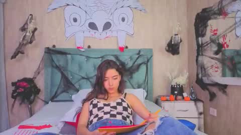 Snapshot of marcelaa_fox chatting on October 20, 7:36 pm Marcela online show from October 20, 7:36 pm