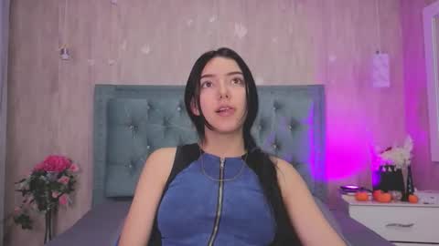 Snapshot of marcelaa_fox chatting on November 20, 9:36 pm Marcela online show from November 20, 9:36 pm