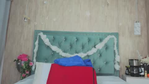 Snapshot of marcelaa_fox chatting on December 18, 7:47 am Marcela online show from December 18, 7:47 am