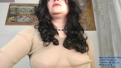 Snapshot of marceline_uu chatting on May 29, 2:31 am M A R C I online show from May 29, 2:31 am