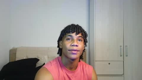 Snapshot of marcelo_dosantos77 chatting on April 12, 8:36 pm MARCELO online show from April 12, 8:36 pm