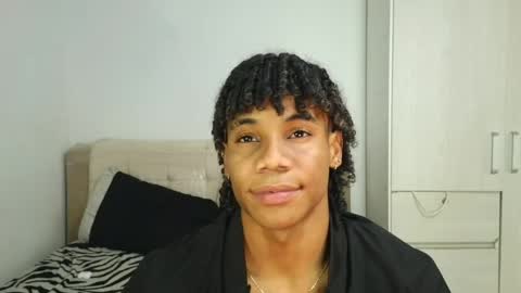 Snapshot of marcelo_dosantos77 chatting on May 14, 10:27 pm MARCELO online show from May 14, 10:27 pm