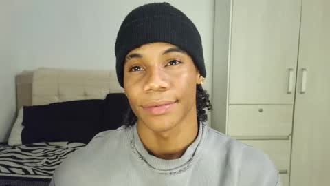 Snapshot of marcelo_dosantos77 chatting on May 20, 10:16 pm MARCELO online show from May 20, 10:16 pm