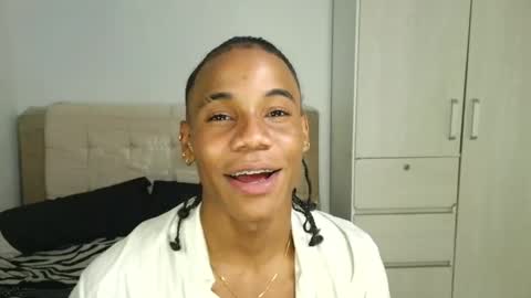 Snapshot of marcelo_dosantos77 chatting on May 25, 6:58 pm MARCELO online show from May 25, 6:58 pm