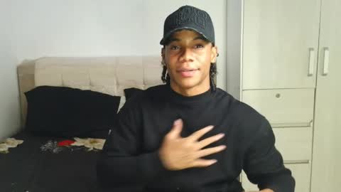 Snapshot of marcelo_dosantos77 chatting on June 10, 12:55 am MARCELO online show from June 10, 12:55 am