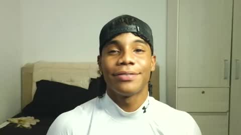 Snapshot of marcelo_dosantos77 chatting on June 17, 10:00 pm MARCELO online show from June 17, 10:00 pm