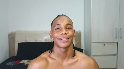 Snapshot of marcelo_dosantos77 chatting on June 19, 12:37 am MARCELO online show from June 19, 12:37 am