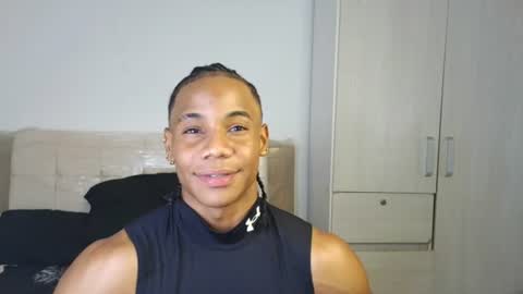Snapshot of marcelo_dosantos77 chatting on June 19, 11:52 pm MARCELO online show from June 19, 11:52 pm