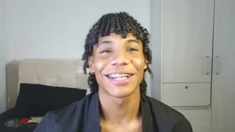 Snapshot of marcelo_dosantos77 chatting on June 30, 10:22 pm MARCELO online show from June 30, 10:22 pm