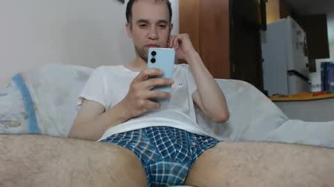 Snapshot of marcelsoltero chatting on December 22, 4:42 am marcnashio online show from December 22, 4:42 am