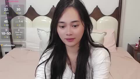 Snapshot of marcialena chatting on November 20, 6:13 am Lena online show from November 20, 6:13 am