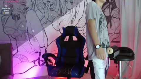marco_777_ online show from June 8, 7:47 pm