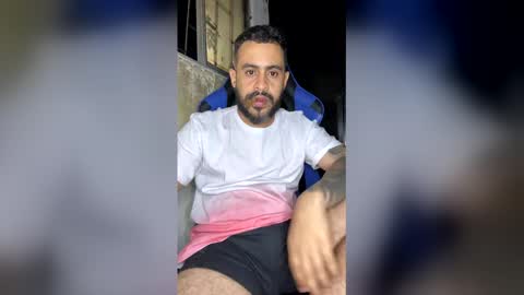 Snapshot of marco_aure chatting on March 17, 6:06 am marco_aure online show from March 17, 6:06 am