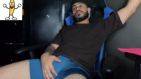 Snapshot of marco_aure chatting on March 22, 5:55 am marco_aure online show from March 22, 5:55 am