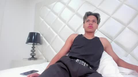 marco_deluxe online show from April 18, 11:25 am