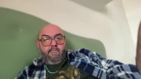 Snapshot of marcomundodj chatting on April 14, 12:22 pm marcomundodj online show from April 14, 12:22 pm